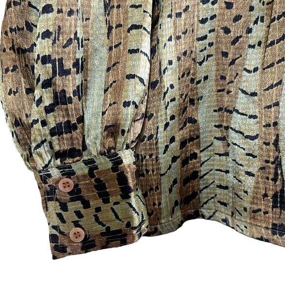 Vintage Nicola metallic animal print‎ long sleeve button up blouse - Picture 6 of 10